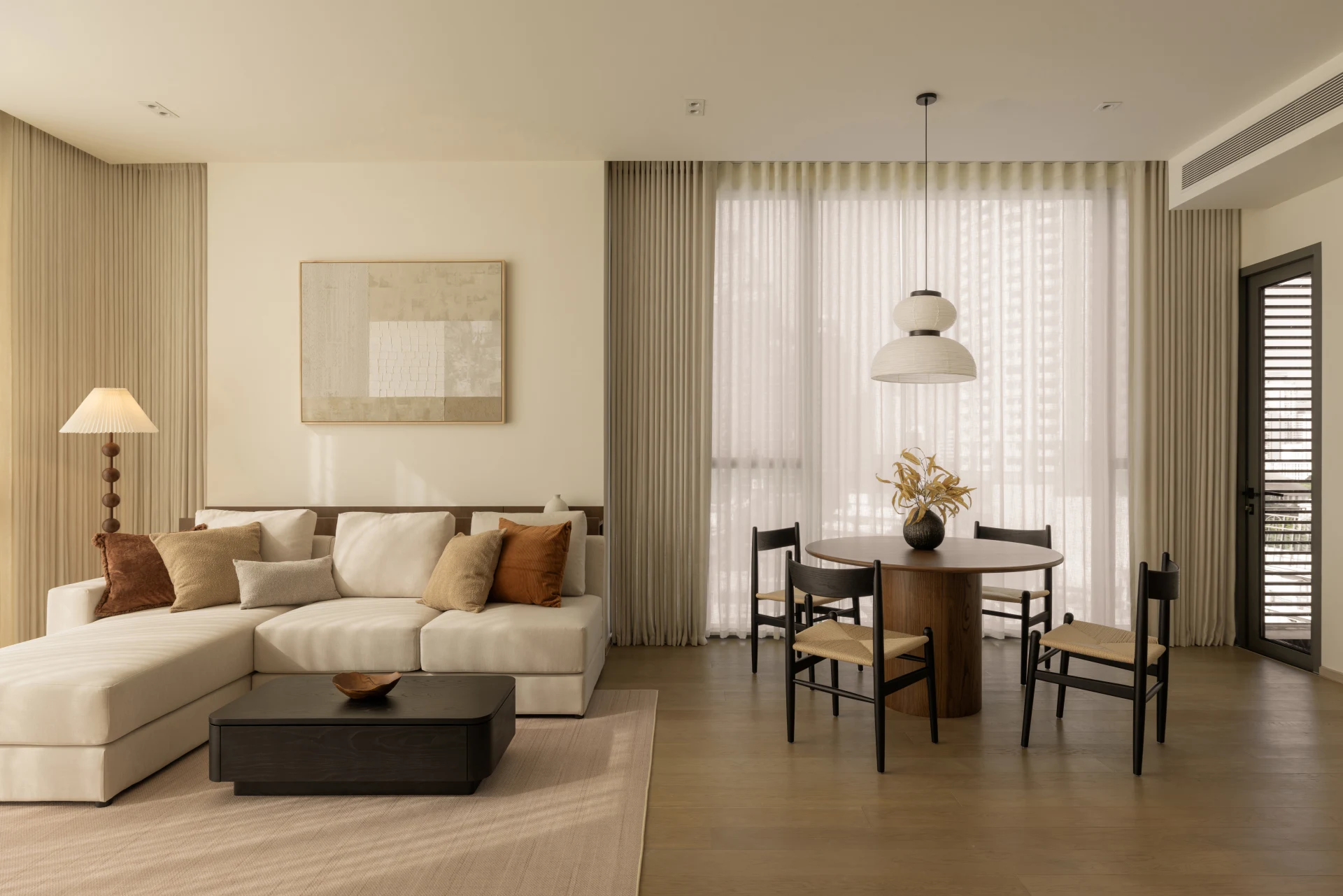 The Strand Thonglor — Timeless Residence
