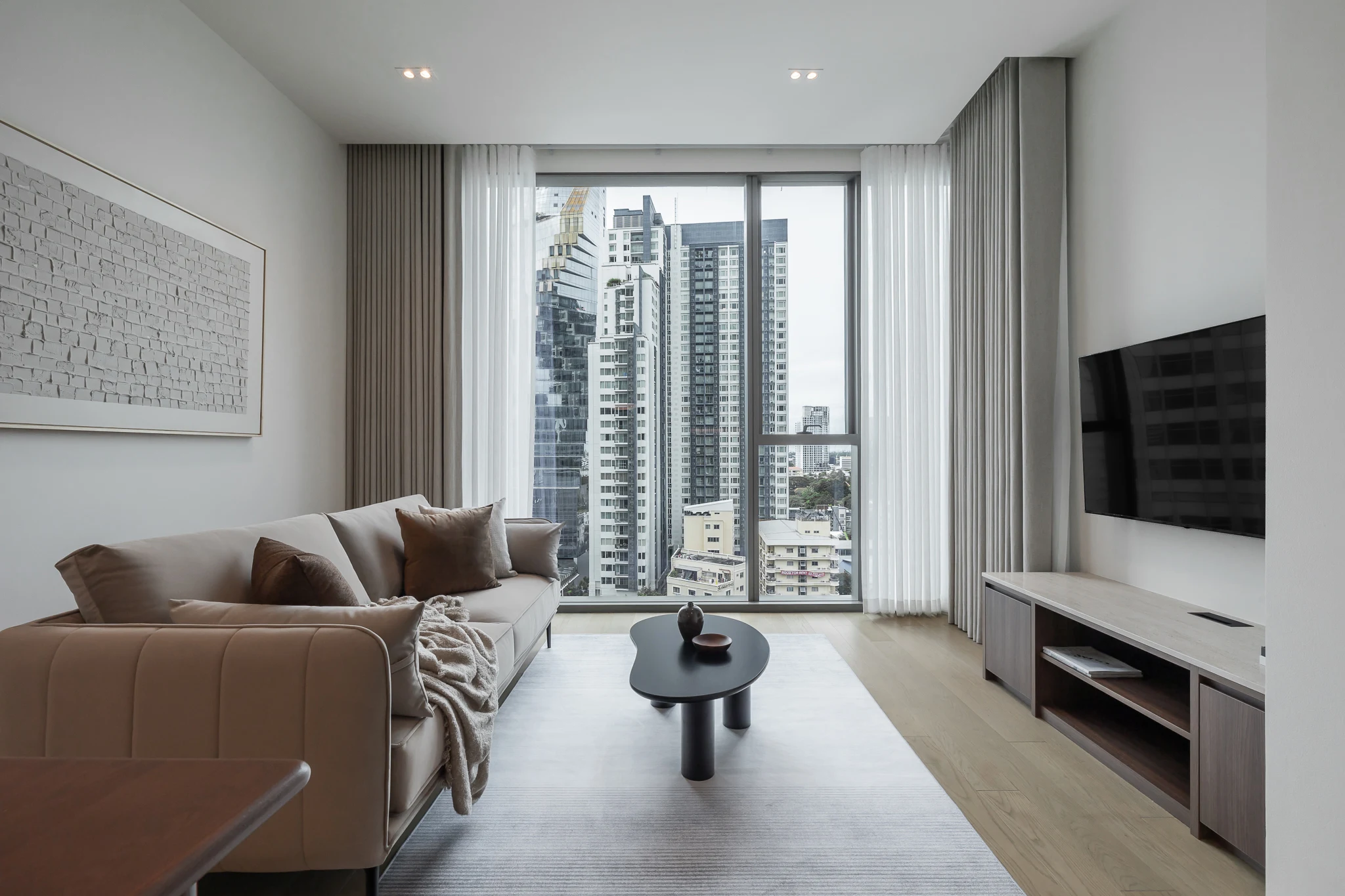 The Strand Thonglor — Serene Residencee Residence
